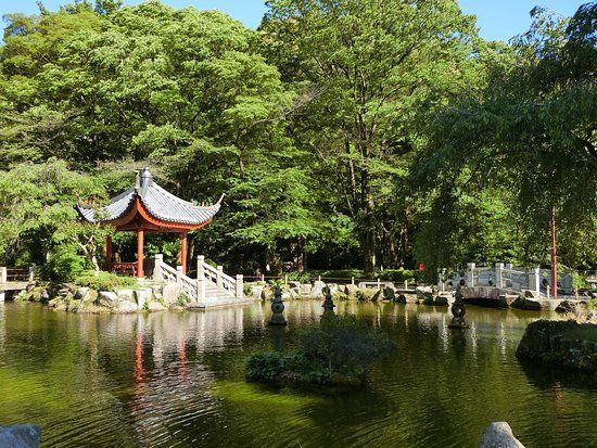 Marriage Monument of Yamauchi Kazutoyo and Chiyo